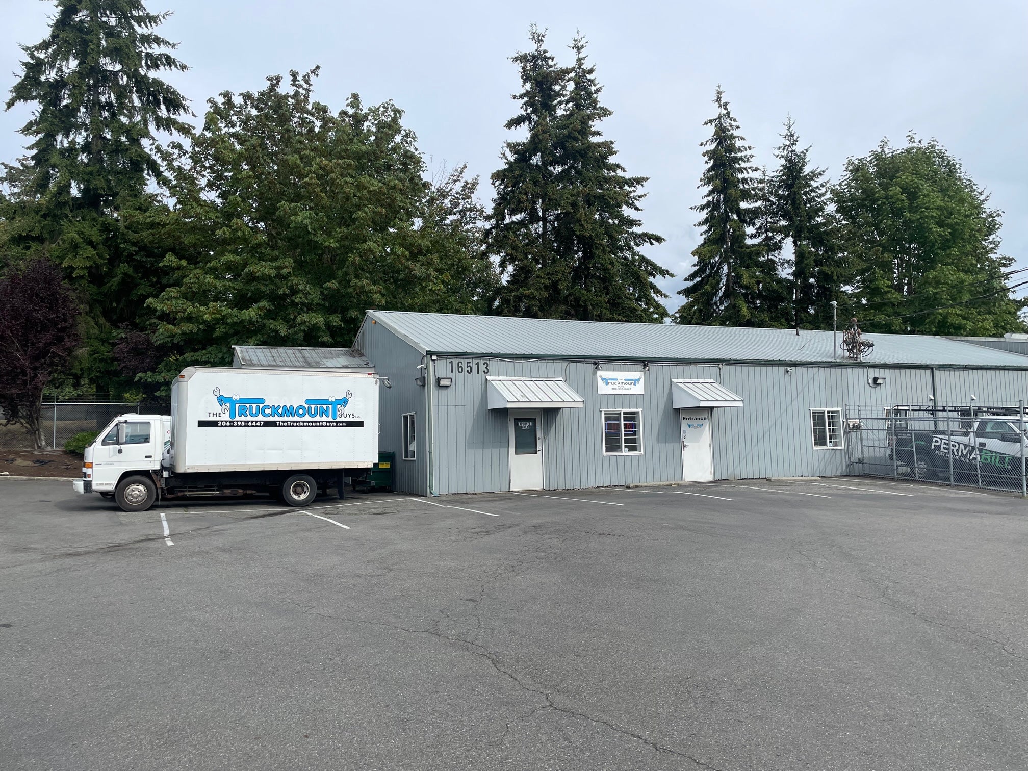 Truck Mount Guys Hero Image